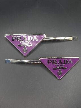 2x Prada Style Hair Clips